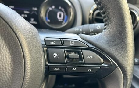 Toyota Yaris, 2022 год, 850 000 рублей, 7 фотография