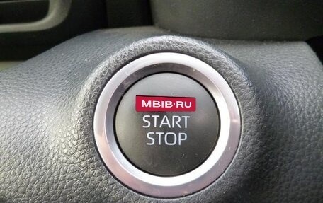 Toyota Yaris, 2022 год, 670 000 рублей, 10 фотография