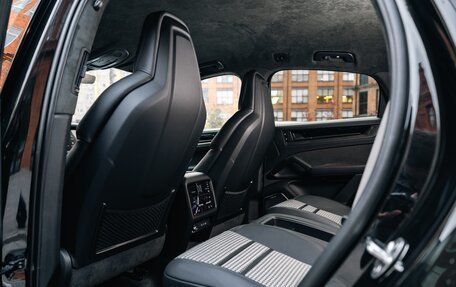 Porsche Cayenne III, 2025 год, 24 550 000 рублей, 28 фотография