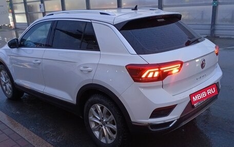 Volkswagen T-Roc I, 2019 год, 2 130 000 рублей, 3 фотография