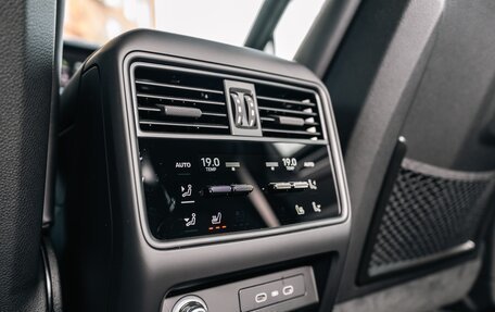 Porsche Cayenne III, 2025 год, 24 550 000 рублей, 29 фотография