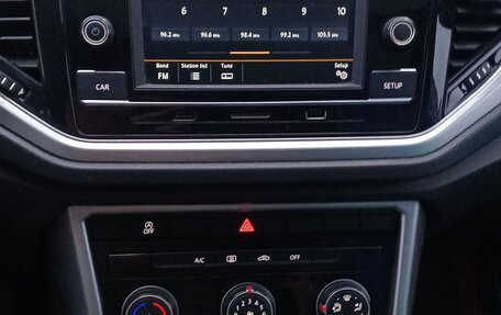 Volkswagen T-Roc I, 2019 год, 2 130 000 рублей, 16 фотография