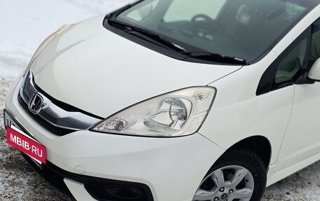 Honda Fit Shuttle I рестайлинг, 2013 год, 950 000 рублей, 3 фотография