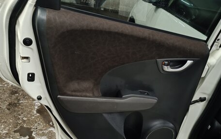 Honda Fit Shuttle I рестайлинг, 2013 год, 950 000 рублей, 15 фотография