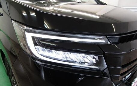 Honda Stepwgn IV, 2021 год, 2 500 000 рублей, 5 фотография