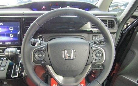 Honda Stepwgn IV, 2021 год, 2 500 000 рублей, 6 фотография