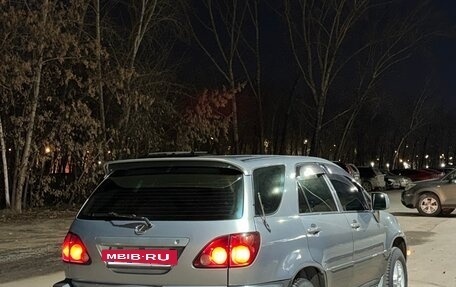 Lexus RX IV рестайлинг, 1999 год, 1 100 000 рублей, 3 фотография