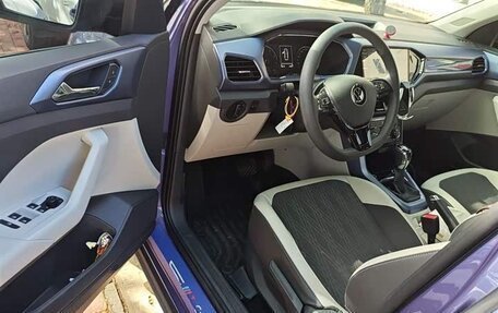 Volkswagen T-Cross I, 2022 год, 1 250 000 рублей, 13 фотография