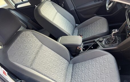 Volkswagen Tiguan II, 2021 год, 2 850 000 рублей, 15 фотография