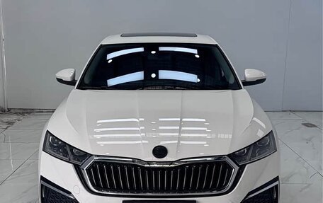 Skoda Octavia IV, 2022 год, 1 600 222 рублей, 2 фотография