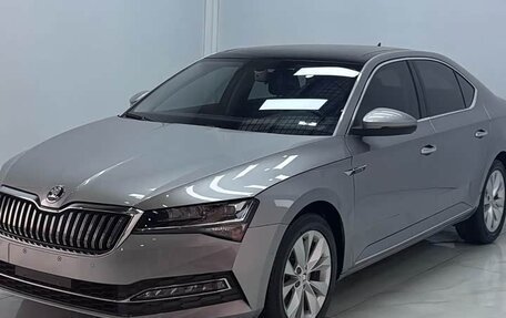Skoda Superb III рестайлинг, 2022 год, 1 690 222 рублей, 1 фотография