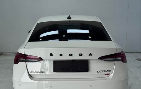 Skoda Octavia IV, 2022 год, 1 600 222 рублей, 6 фотография