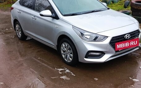 Hyundai Solaris II рестайлинг, 2019 год, 1 300 000 рублей, 2 фотография