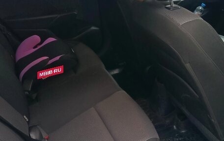 Hyundai Solaris II рестайлинг, 2019 год, 1 300 000 рублей, 5 фотография