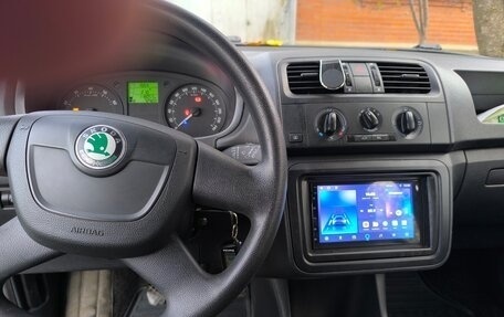 Skoda Fabia II, 2010 год, 700 000 рублей, 11 фотография