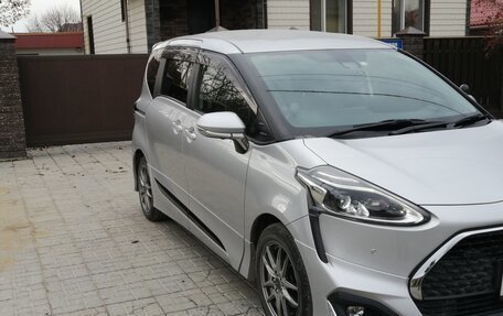 Toyota Sienta II, 2020 год, 1 700 000 рублей, 11 фотография