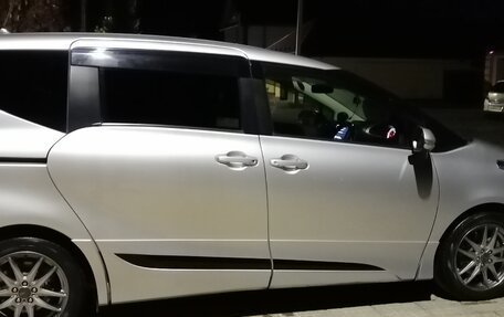 Toyota Sienta II, 2020 год, 1 700 000 рублей, 6 фотография