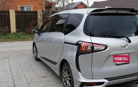 Toyota Sienta II, 2020 год, 1 700 000 рублей, 15 фотография