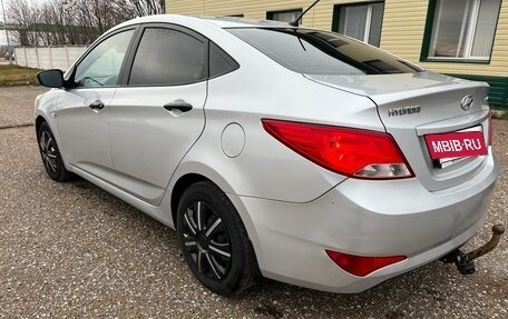 Hyundai Solaris II рестайлинг, 2015 год, 770 000 рублей, 11 фотография