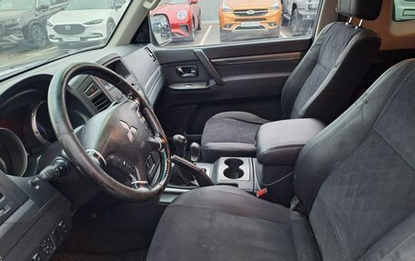 Mitsubishi Pajero IV, 2007 год, 1 250 000 рублей, 13 фотография