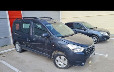 Renault Dokker, 2018 год, 300 000 рублей, 2 фотография