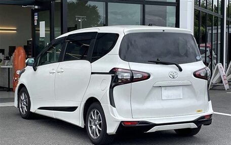 Toyota Sienta II, 2018 год, 975 000 рублей, 6 фотография