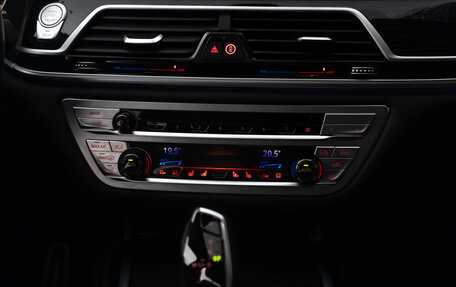 BMW 7 серия, 2021 год, 7 000 000 рублей, 18 фотография