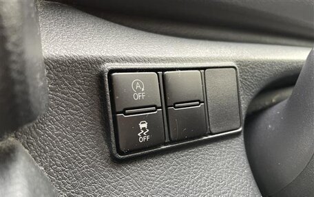 Toyota Sienta II, 2018 год, 975 000 рублей, 22 фотография