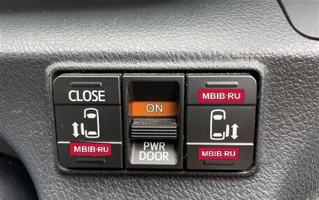 Toyota Sienta II, 2018 год, 975 000 рублей, 21 фотография