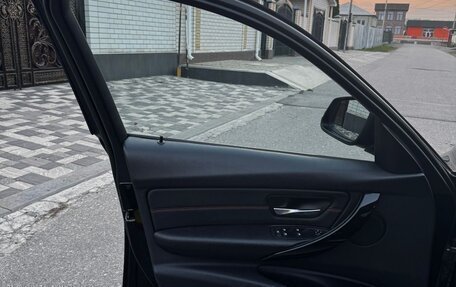 BMW 3 серия, 2015 год, 1 500 000 рублей, 15 фотография