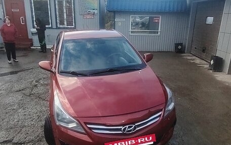 Hyundai Solaris II рестайлинг, 2016 год, 1 100 000 рублей, 3 фотография