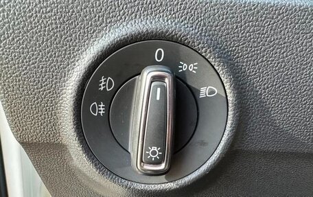 Volkswagen T-Roc I, 2021 год, 1 400 000 рублей, 14 фотография