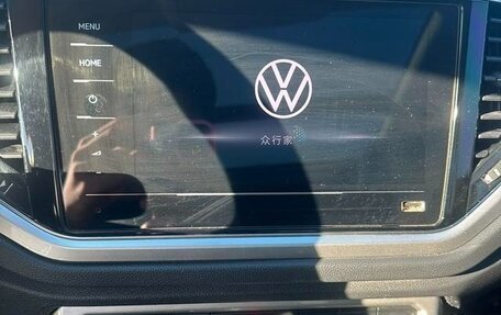 Volkswagen T-Roc I, 2021 год, 1 400 000 рублей, 15 фотография