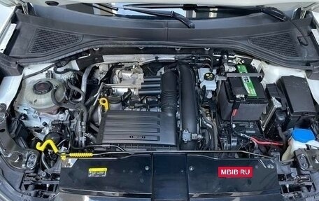 Volkswagen T-Roc I, 2021 год, 1 400 000 рублей, 17 фотография