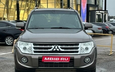 Mitsubishi Pajero IV, 2012 год, 1 995 000 рублей, 2 фотография