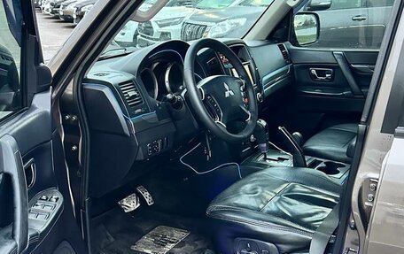 Mitsubishi Pajero IV, 2012 год, 1 995 000 рублей, 7 фотография