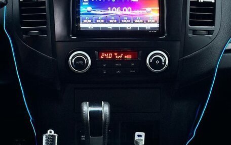 Mitsubishi Pajero IV, 2012 год, 1 995 000 рублей, 10 фотография