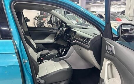 Volkswagen T-Cross I, 2022 год, 1 673 280 рублей, 10 фотография