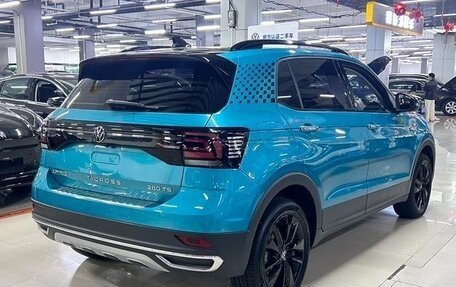 Volkswagen T-Cross I, 2022 год, 1 673 280 рублей, 6 фотография