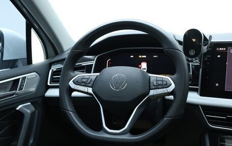 Volkswagen Tiguan II, 2022 год, 1 980 100 рублей, 11 фотография