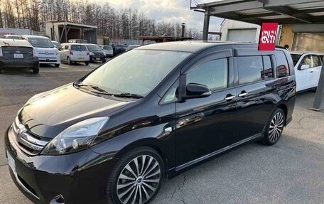 Toyota ISis I, 2017 год, 1 045 000 рублей, 4 фотография