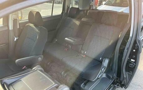 Toyota ISis I, 2017 год, 1 045 000 рублей, 16 фотография