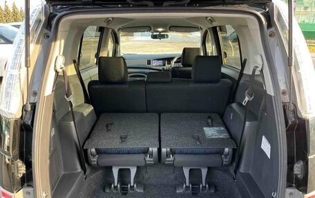 Toyota ISis I, 2017 год, 1 045 000 рублей, 18 фотография