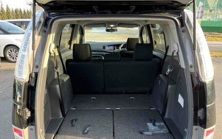 Toyota ISis I, 2017 год, 1 045 000 рублей, 19 фотография