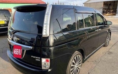 Toyota ISis I, 2017 год, 1 045 000 рублей, 9 фотография