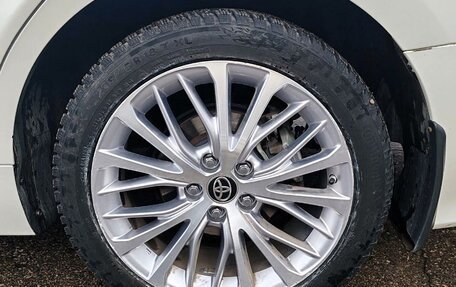 Toyota Camry, 2021 год, 3 100 000 рублей, 9 фотография