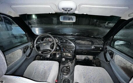 Chevrolet Niva I рестайлинг, 2004 год, 240 000 рублей, 5 фотография