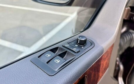 Volkswagen Multivan T5, 2012 год, 2 699 900 рублей, 17 фотография