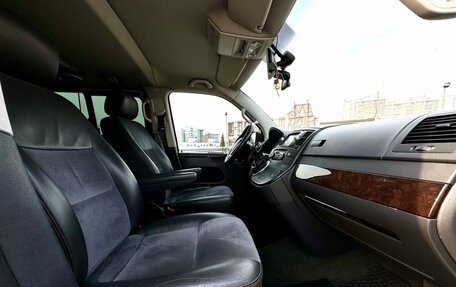Volkswagen Multivan T5, 2012 год, 2 699 900 рублей, 30 фотография