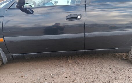 Toyota Avensis III рестайлинг, 2002 год, 480 000 рублей, 4 фотография